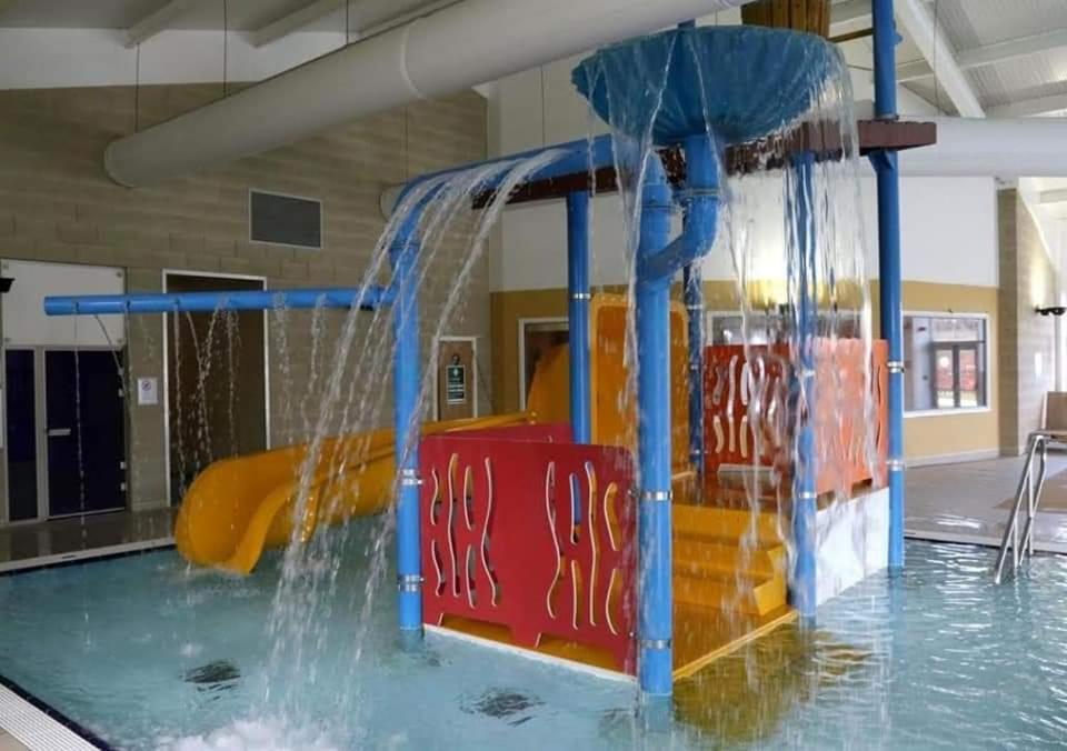 קינגסטון אפון הול Annie'S Van מראה חיצוני תמונה